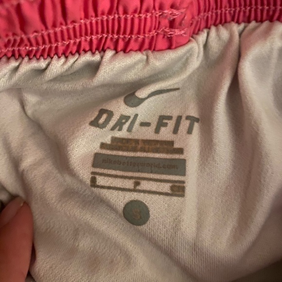 Nike Dri-Fit shorts - Picture 3 of 3